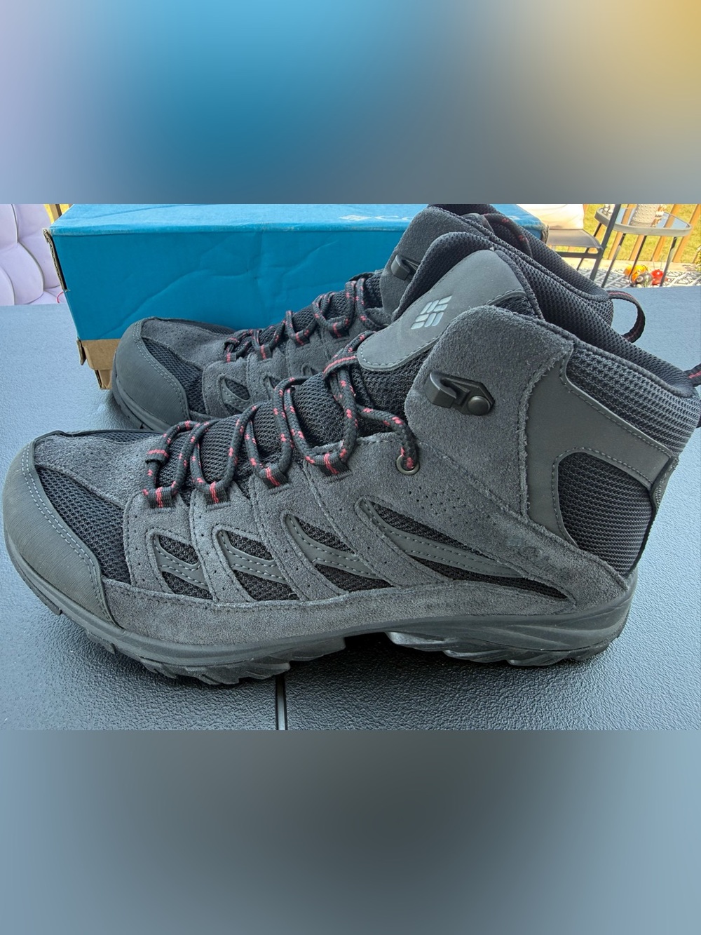 New Columbia Credtwood Mid Men's Black Hiking Boots-Waterproof Black/Red Laces